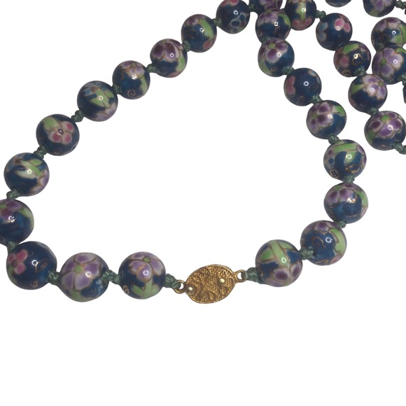 Vintage Chinese Hand Painted Porcelain Hand Knotted Beaded Necklace - Picture 7 of 11